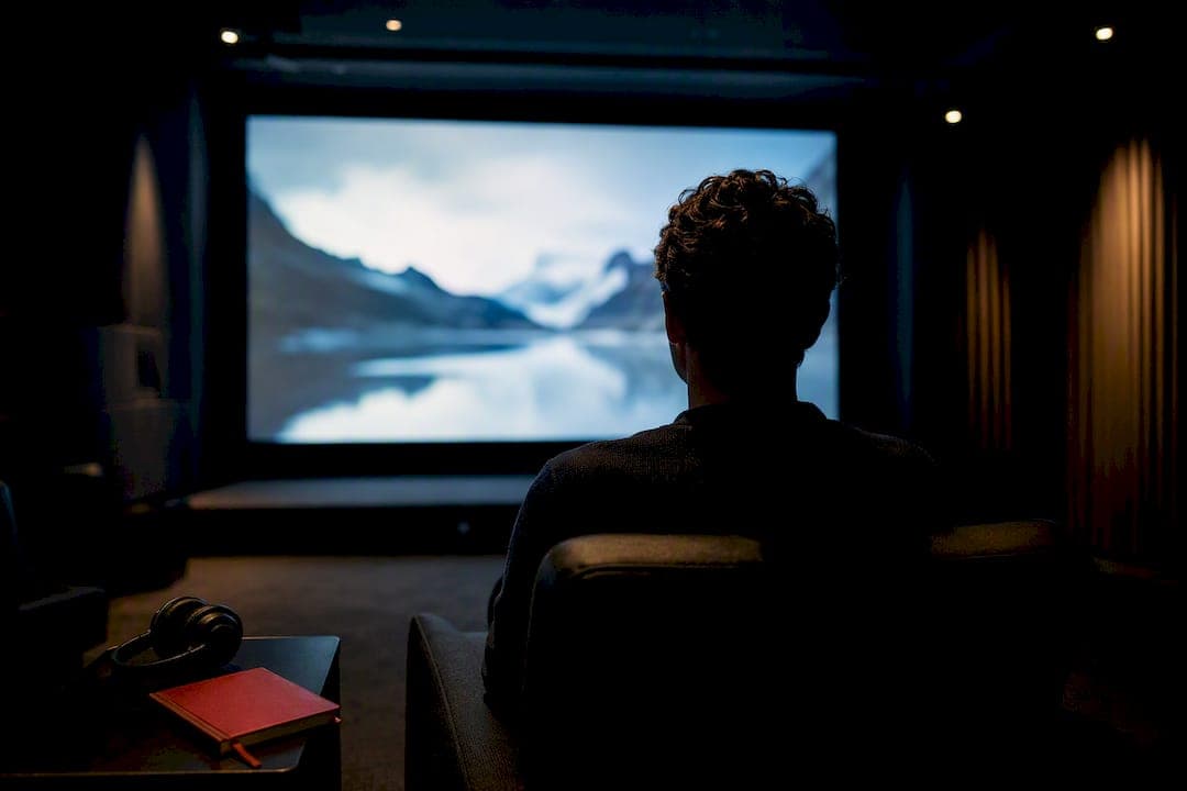 Decide in 90 Seconds: Summarize YouTube Documentaries From a Tool Maker