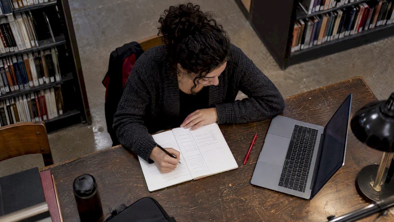 Cornell Notes for YouTube: 25 Free Transcript First Summaries